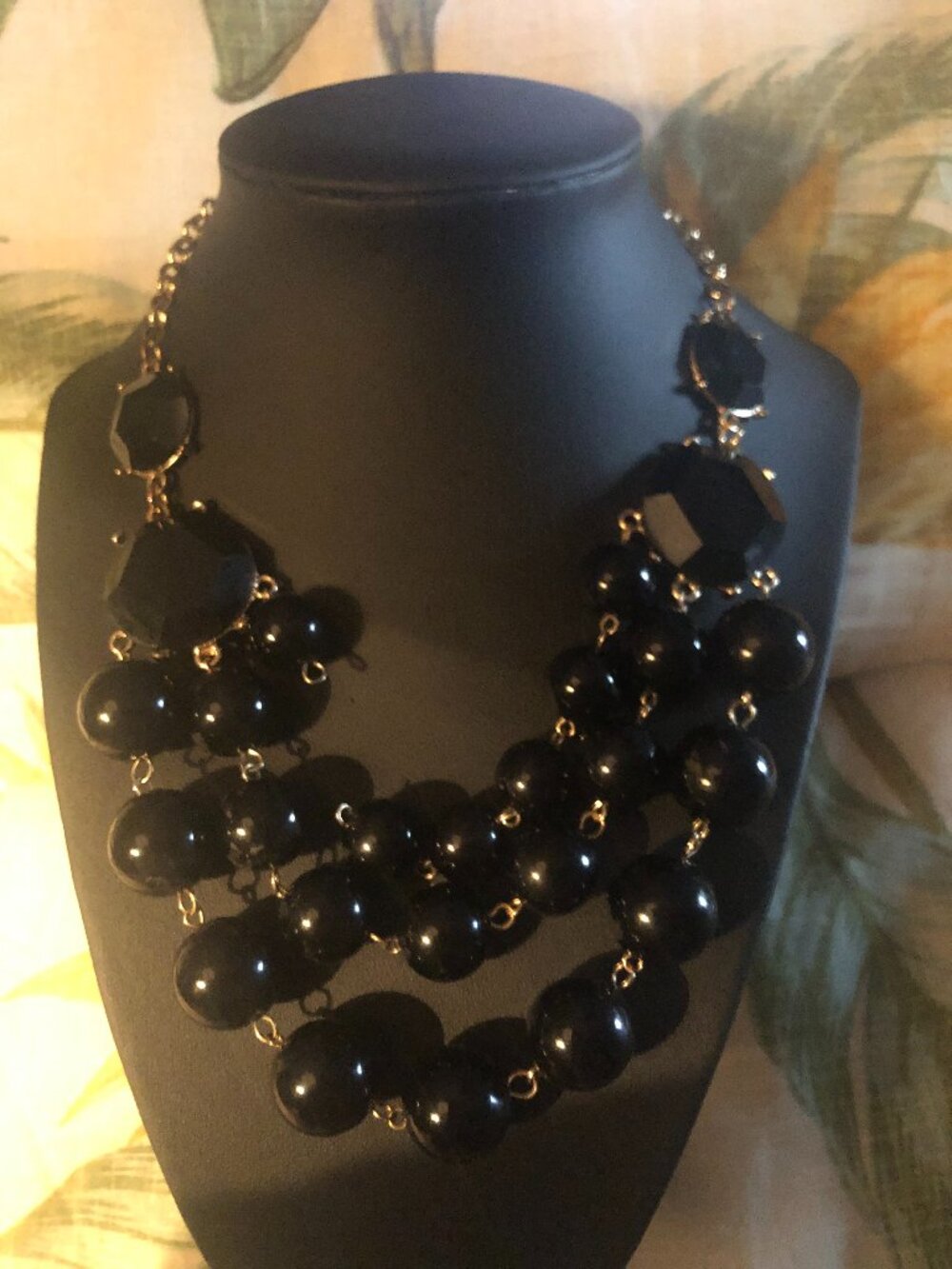 Black 3 layered necklace with clasp